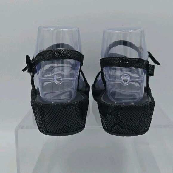 thierry rabotin Strappy Black Sandals US Sz 6.5 EU Sz 36.5 Leather Buckle Close - Picture 7 of 9